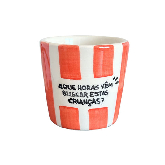 ¿A qué hora vienen a buscar a estos niños?